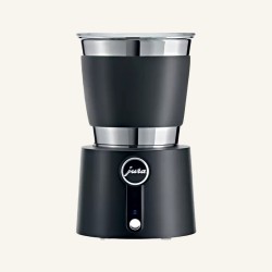 automatic-milk-and-chocolate-frother